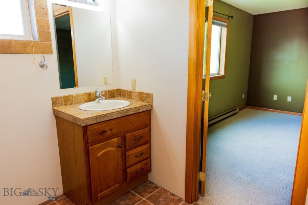 Belgrade MT 59714 - 4