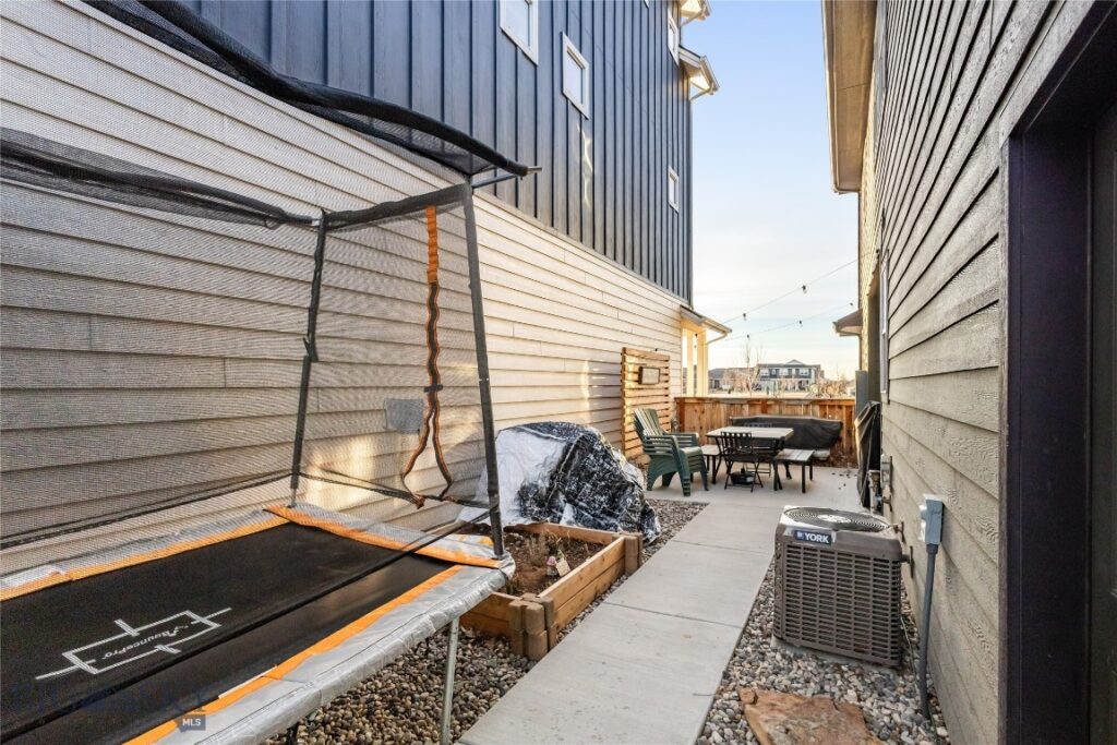 Belgrade MT 59714 - 24