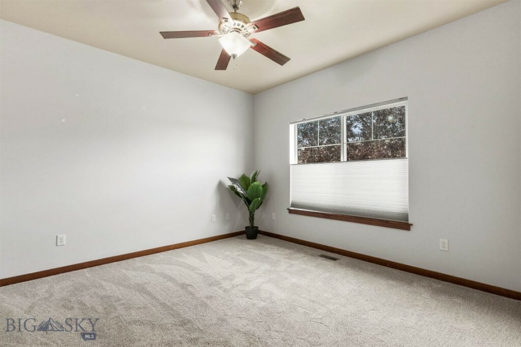 908 Quail Run