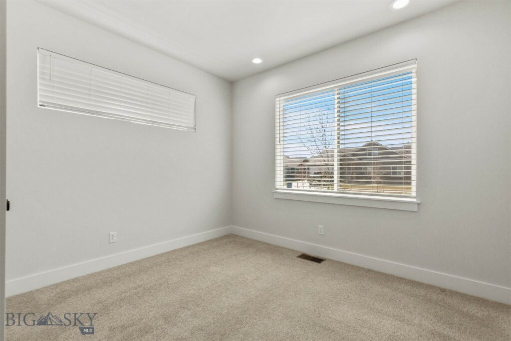 91 W Hyalite Peak Drive