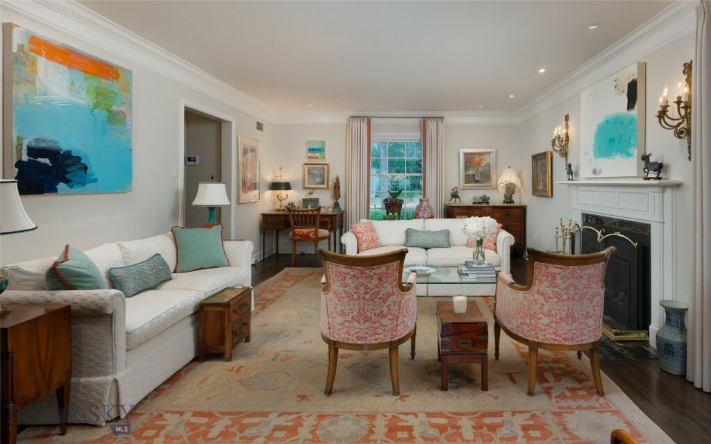 911 S Willson Avenue