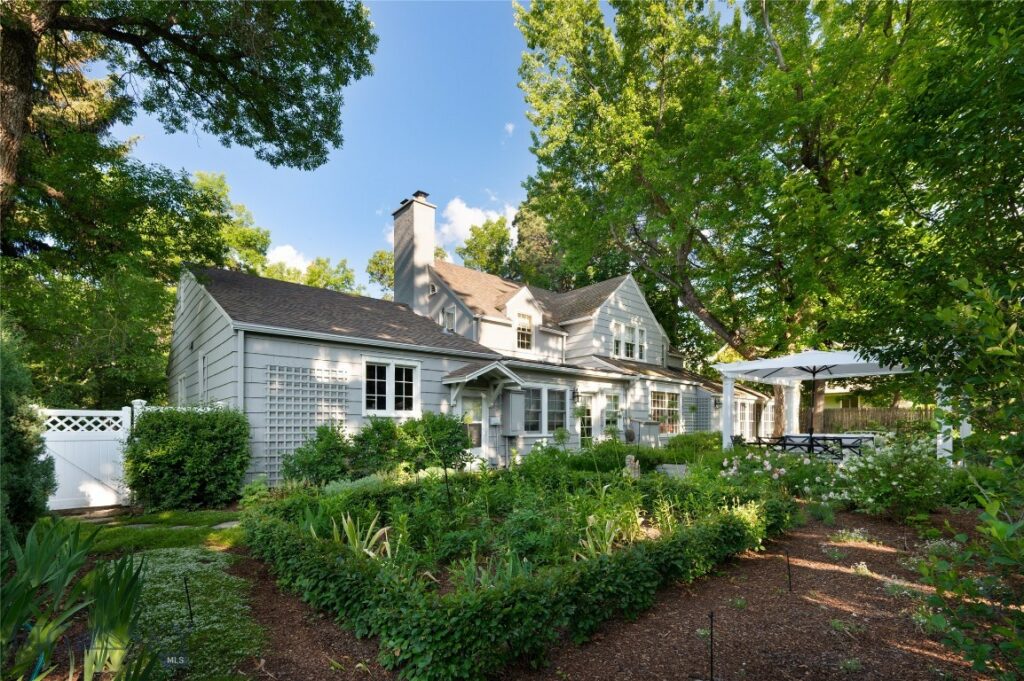 911 S Willson Avenue