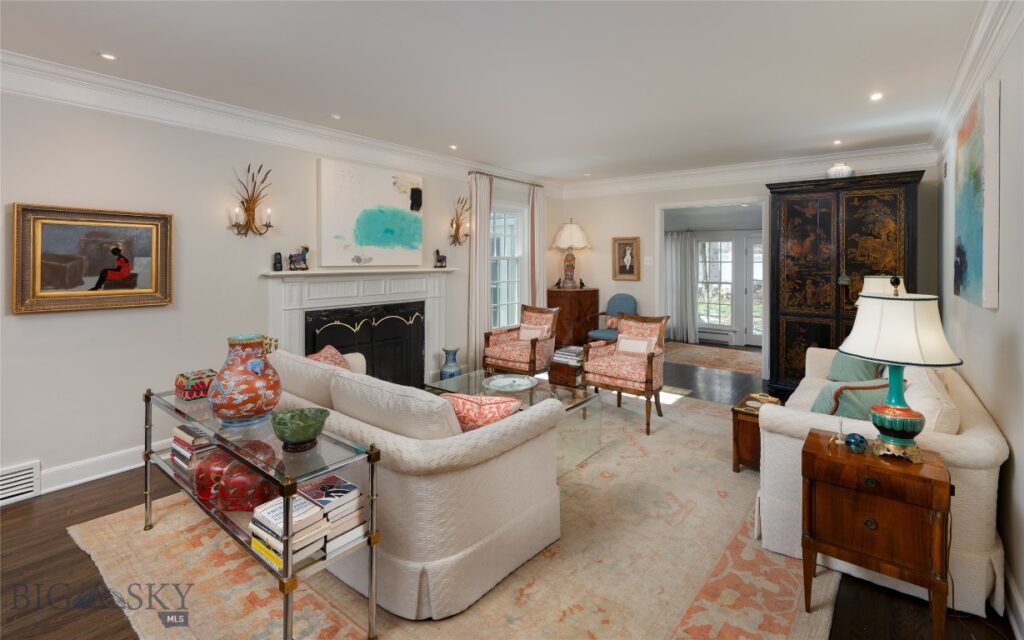 911 S Willson Avenue