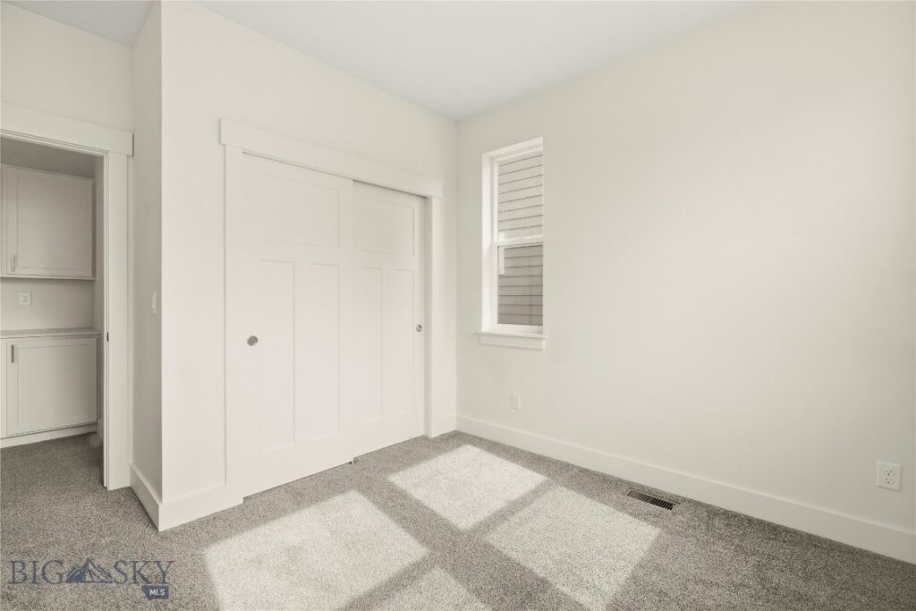 916 Dillinger Drive