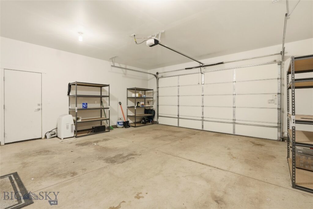 916 Dillinger Drive