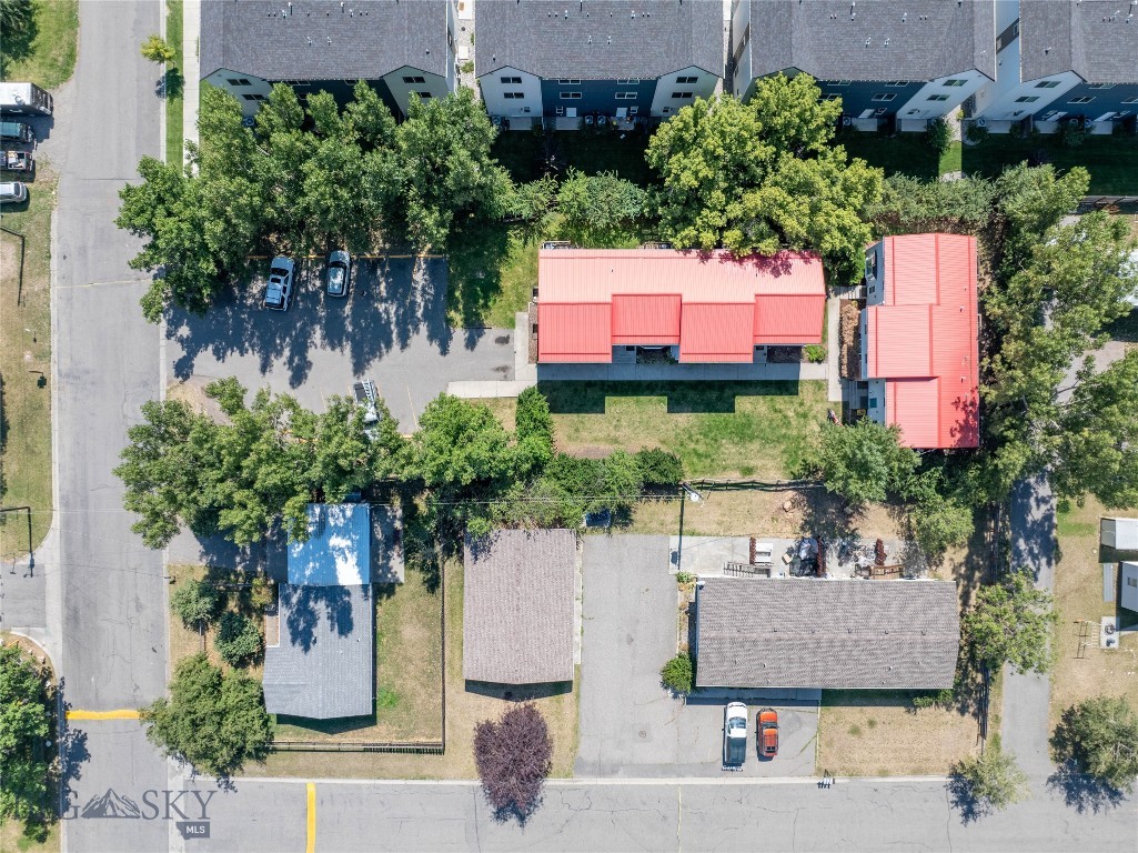917 N 17th Avenue