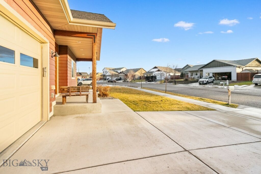 921 New Mexico Drive