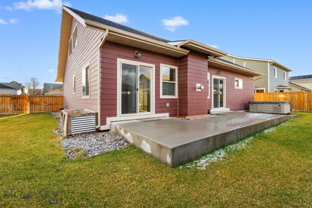 921 New Mexico Drive