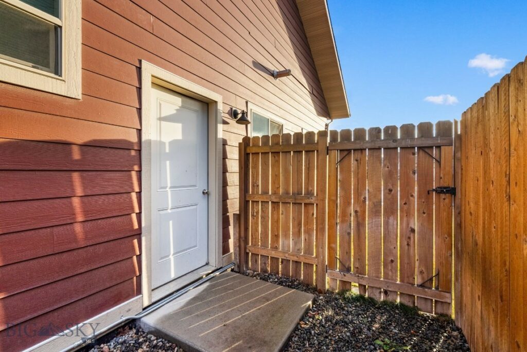 921 New Mexico Drive