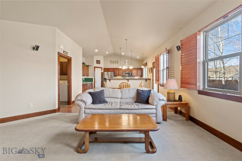 Bozeman MT 59718 - 16