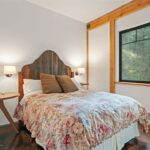 9440 Saddle Mountain