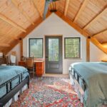 9440 Saddle Mountain