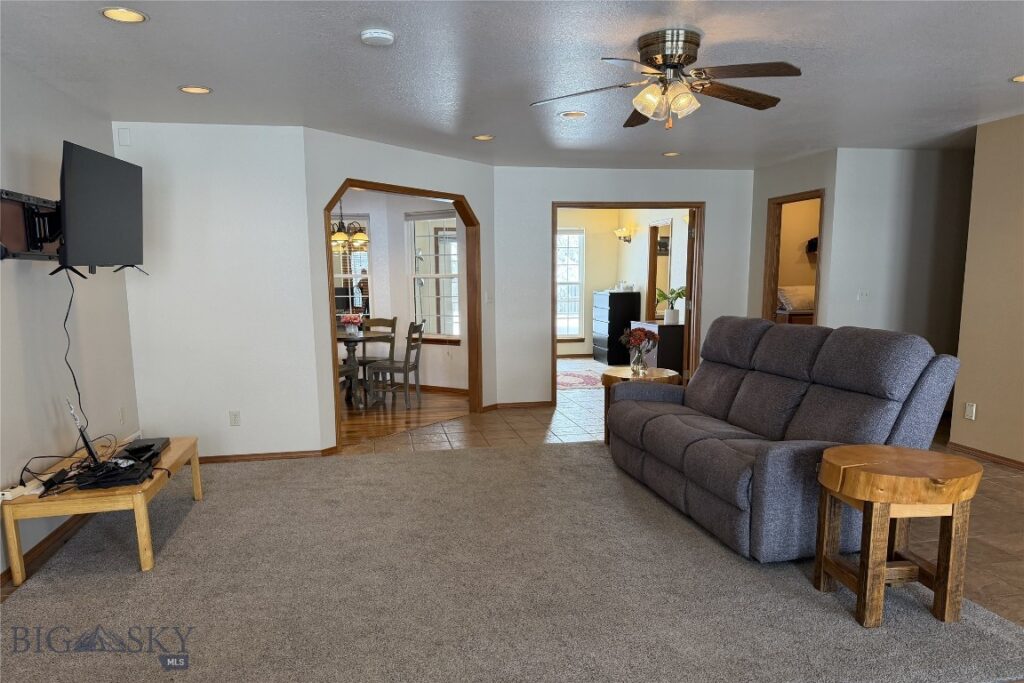 95 Arrowhead Trail