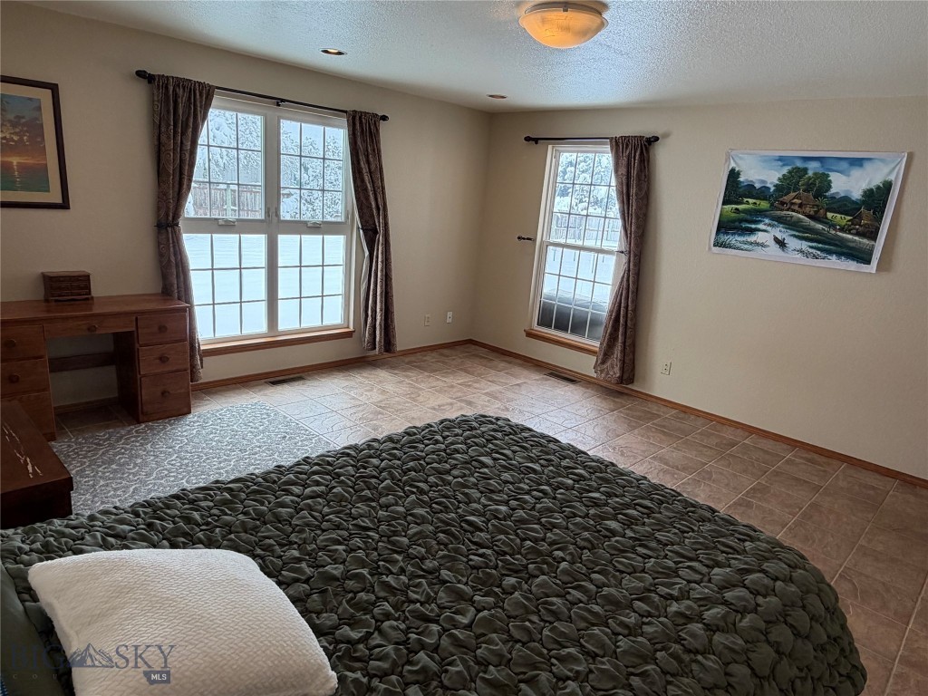 95 Arrowhead Trail