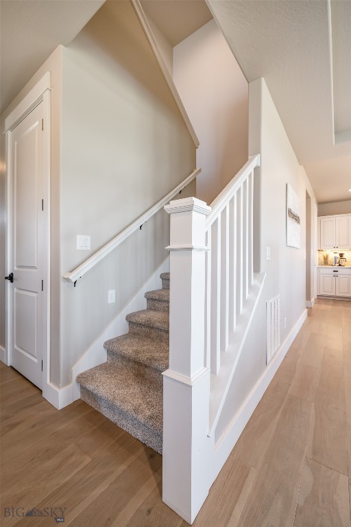 950 White Horse Loop