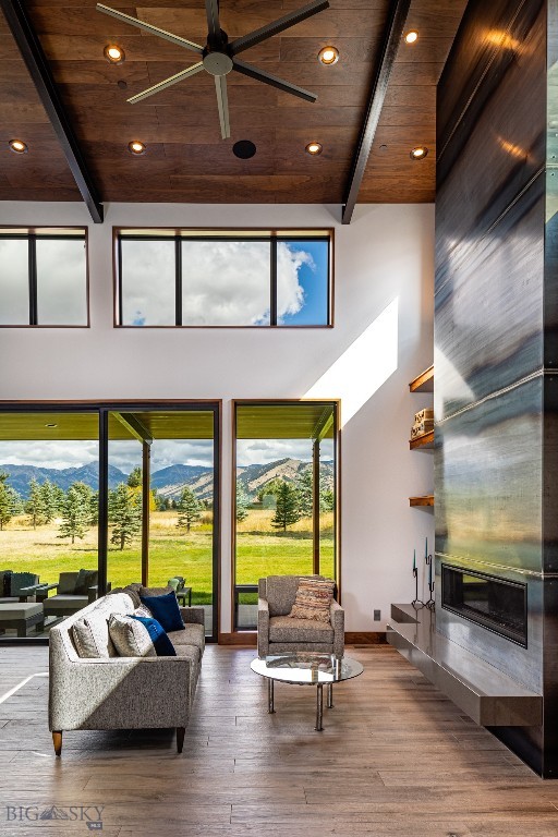 989 Bridger Lake