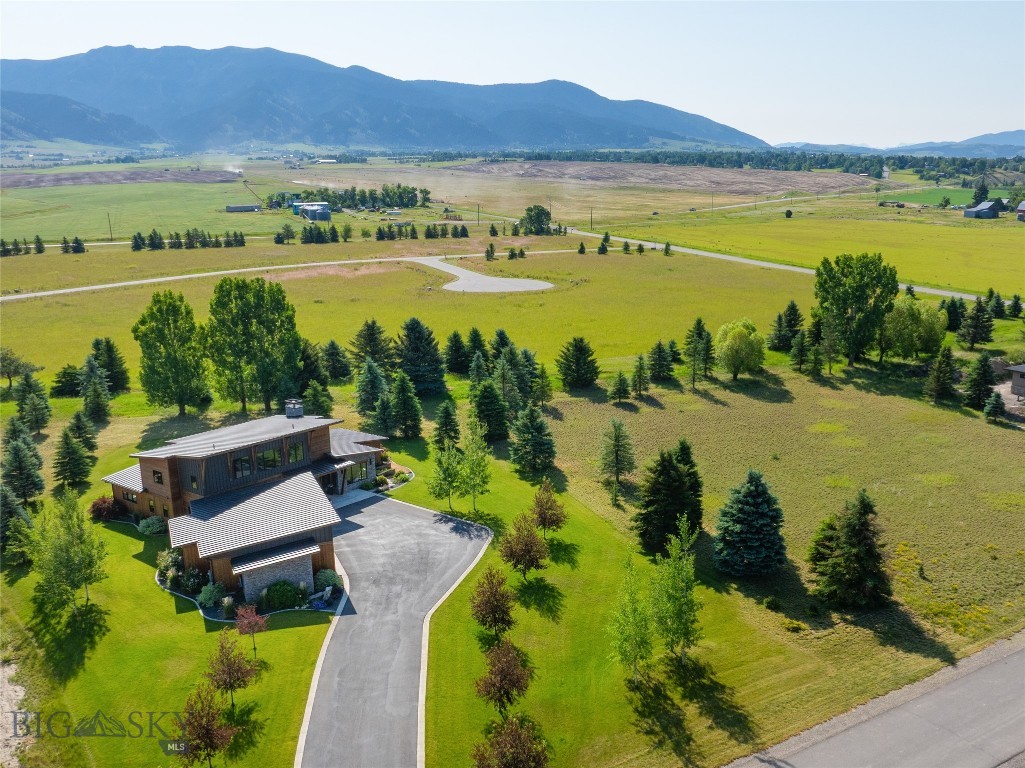 989 Bridger Lake