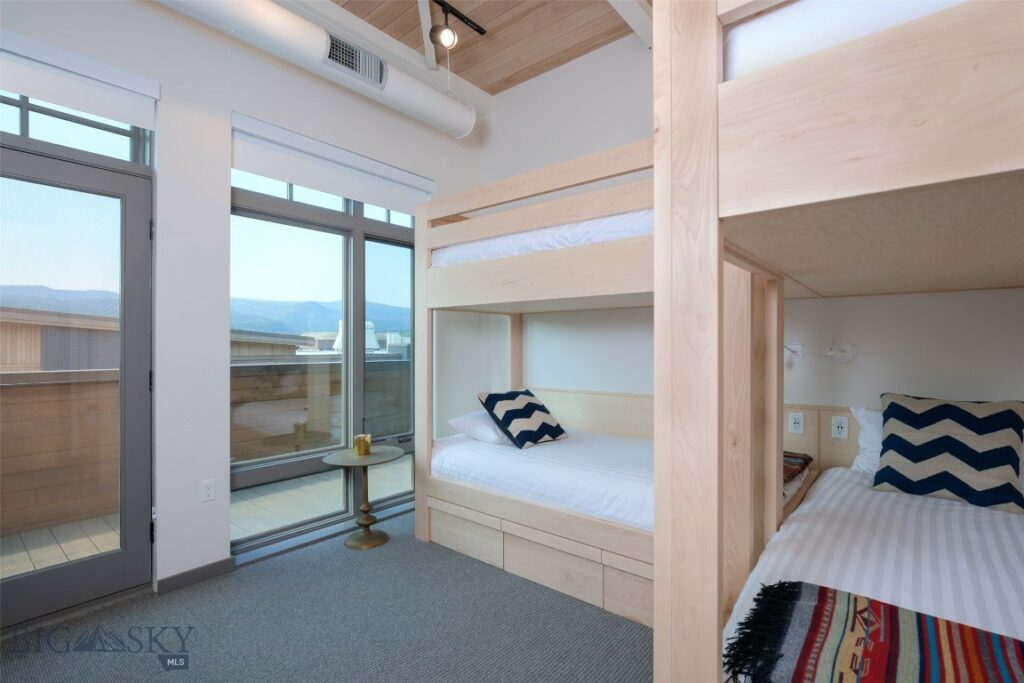 99 Town Center Avenue Unit R2