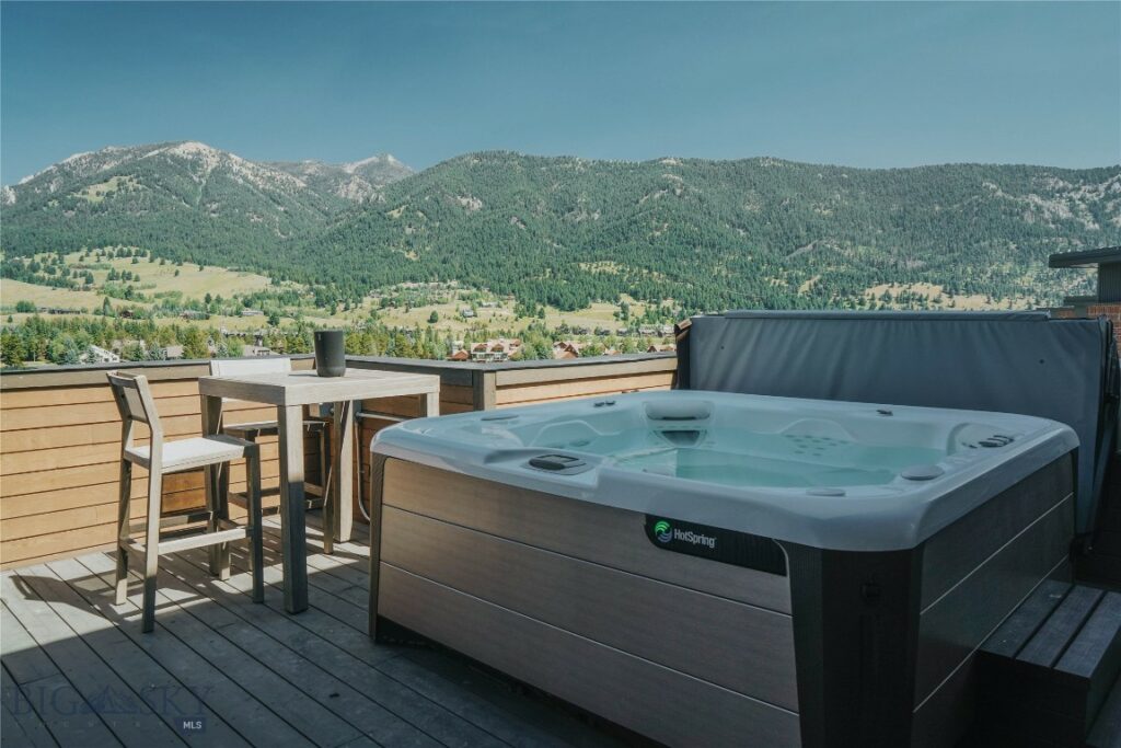 99 Town Center Avenue Unit R3