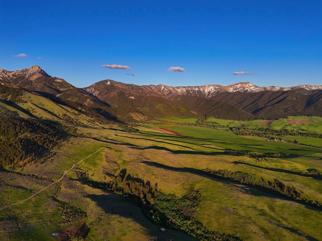 Four Bar Ranches Corbly Gulch Road