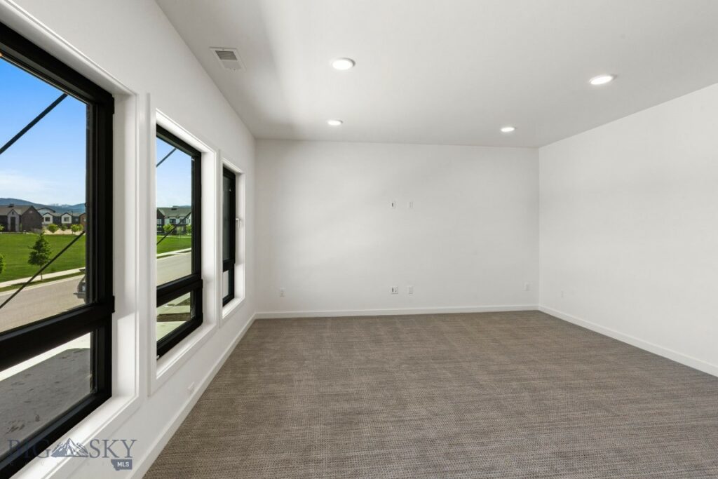 Lot 11 S Riparian Way