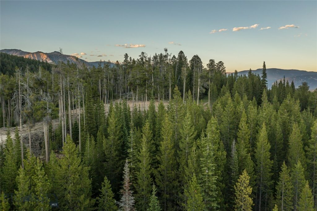 Lot 2 Highlands West
