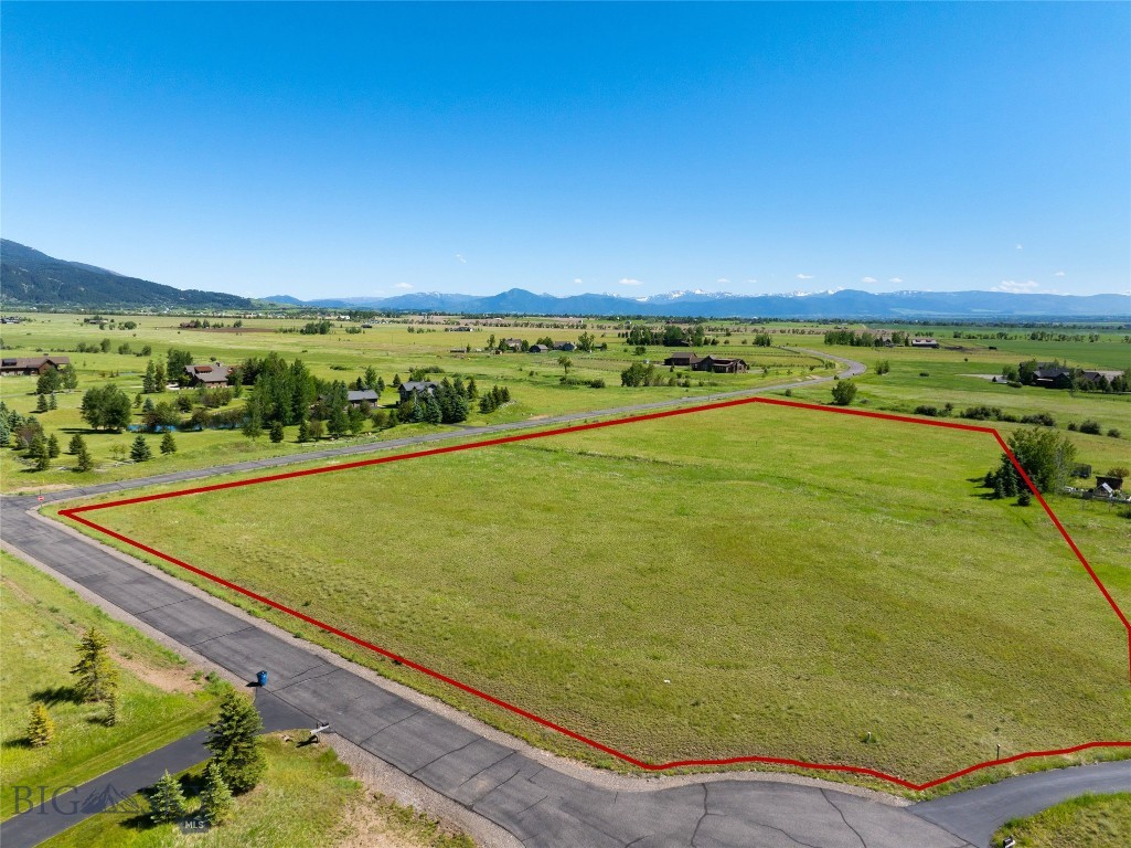 LOT 21 Blue Roan Lane