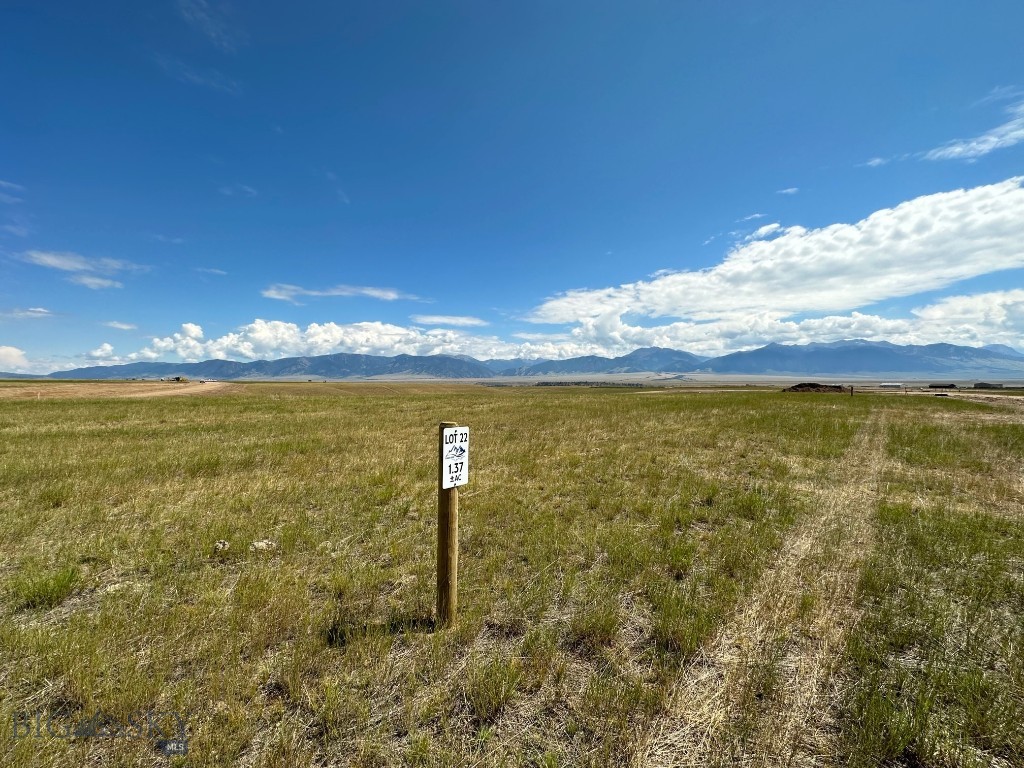 Lot 22 Shadow Ridge Subdivision