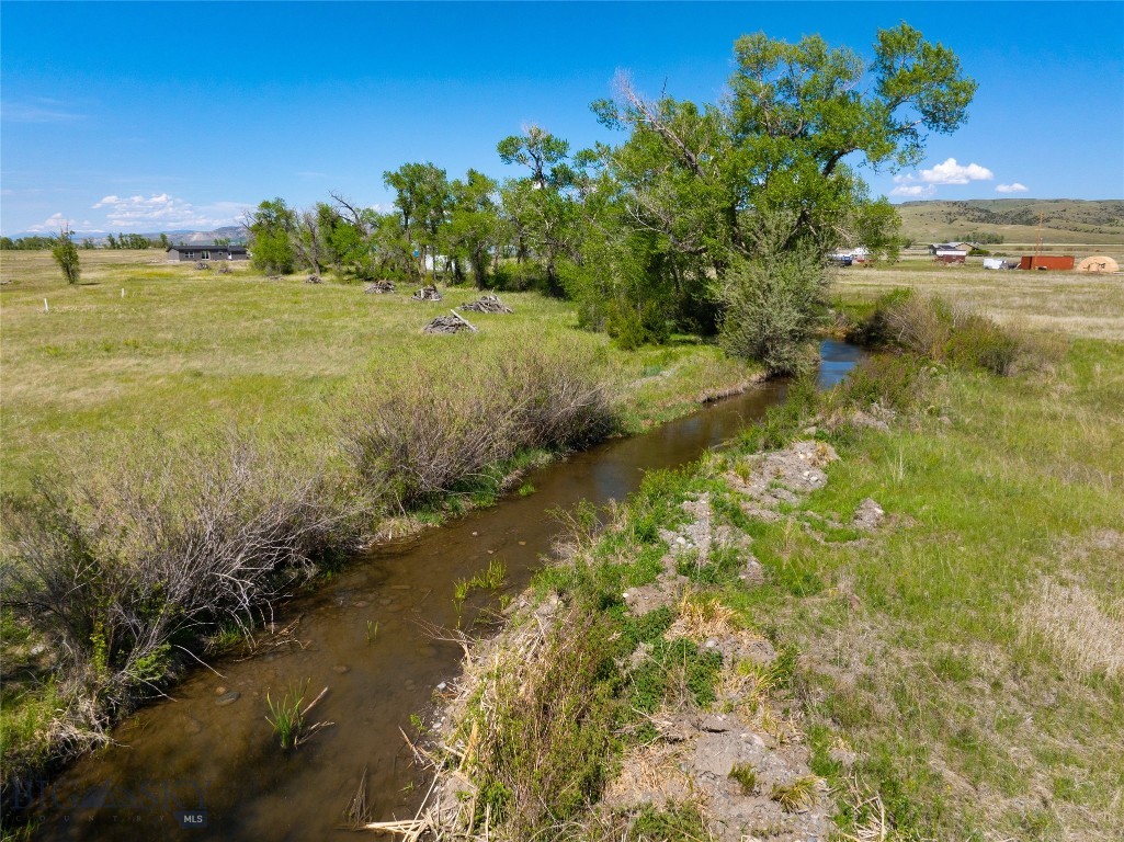 NHN Madison River Road