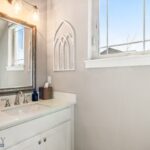 Unknown - 21