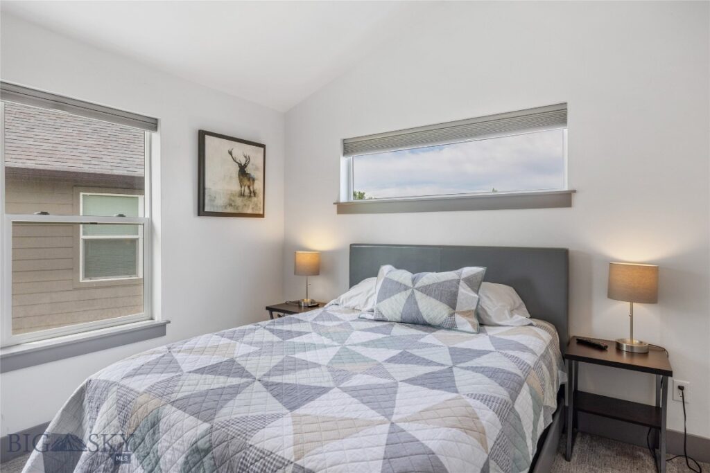 Unknown - 21