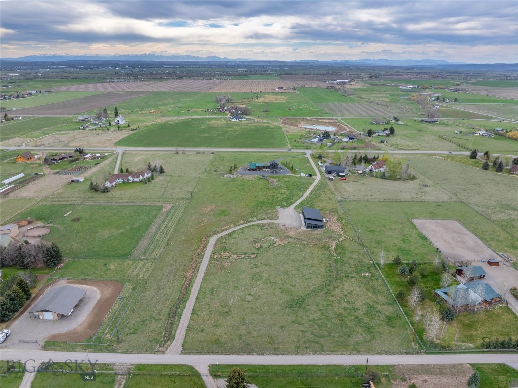 Unknown - 30