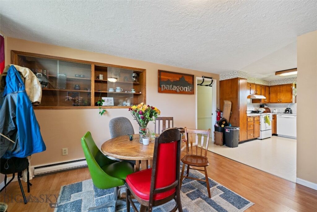 Unknown - 12