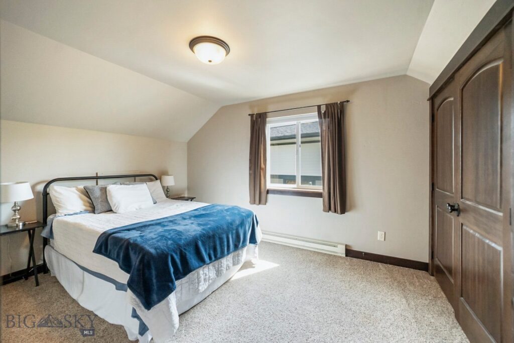 Unknown - 18