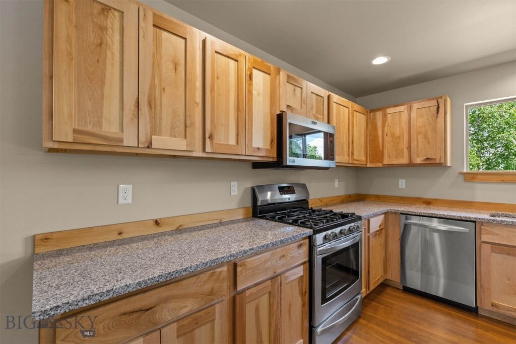 Unknown - 4