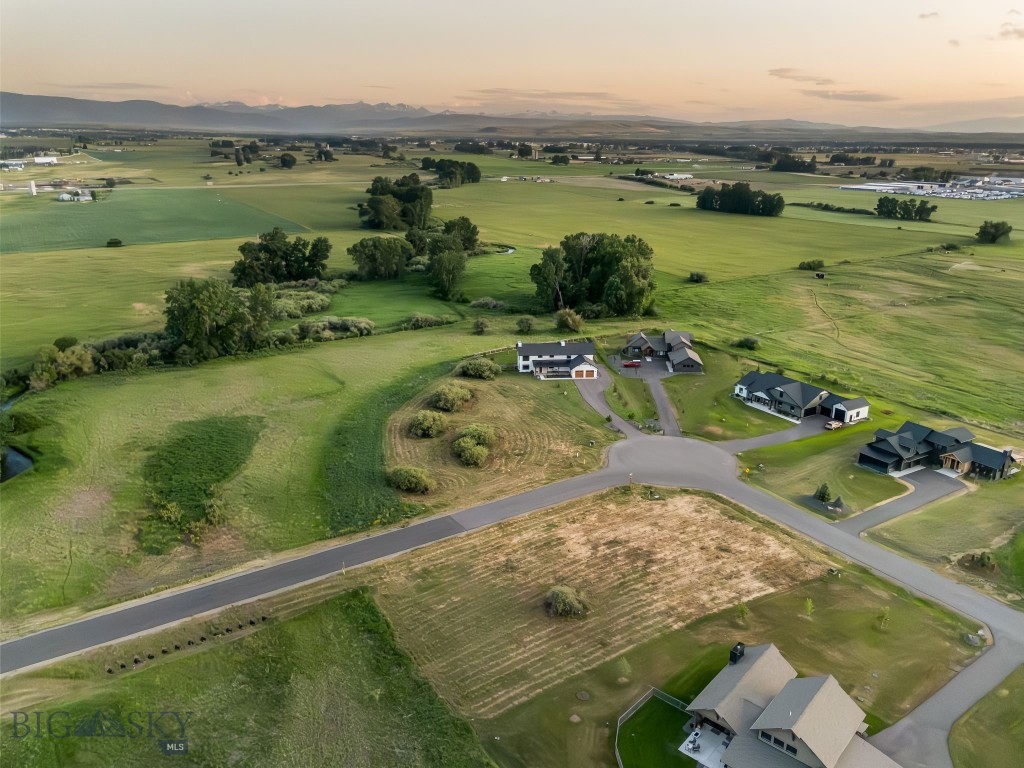 Lot 10 Riparian Way