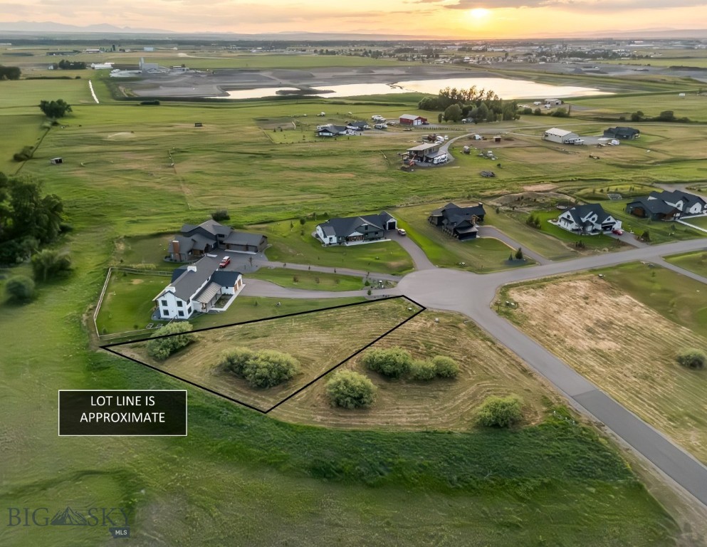 Lot 10 Riparian Way
