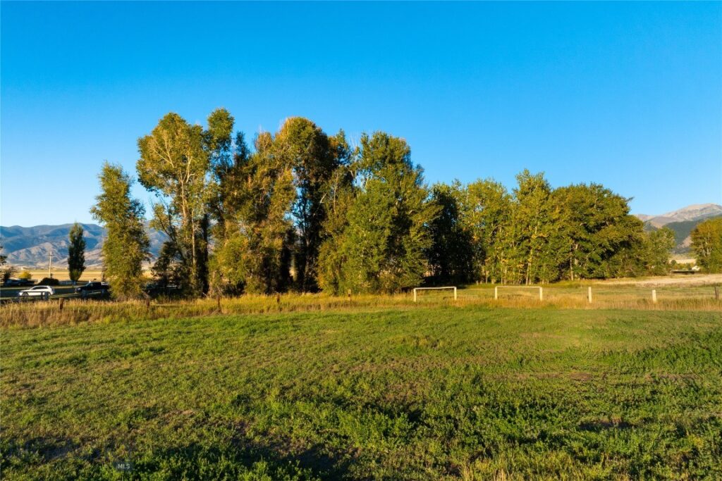 Belgrade MT 59714 - 8