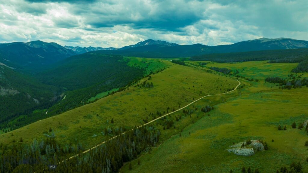 TBD Canyon Creek Road