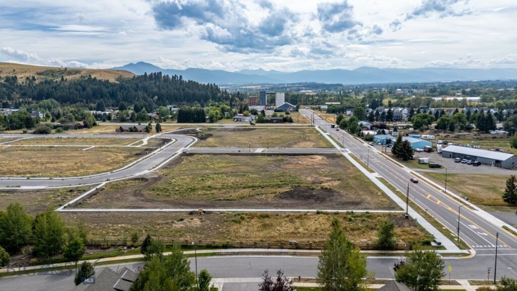 TBD Canyon Gate Boulevard