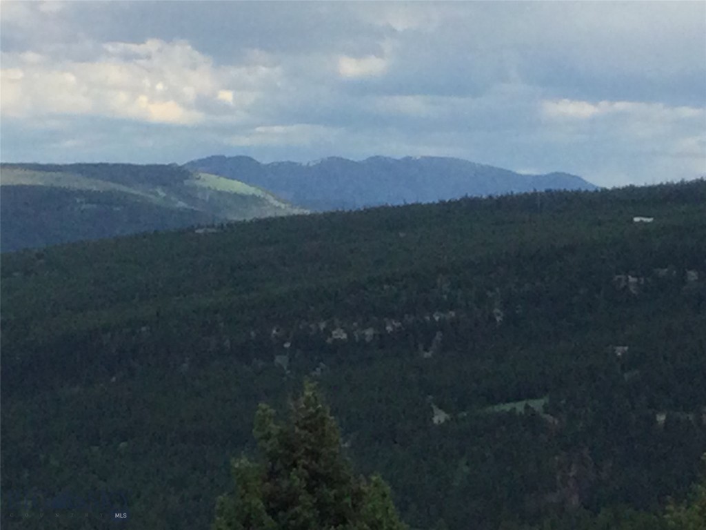 TBD Charlie Russell Loop Road