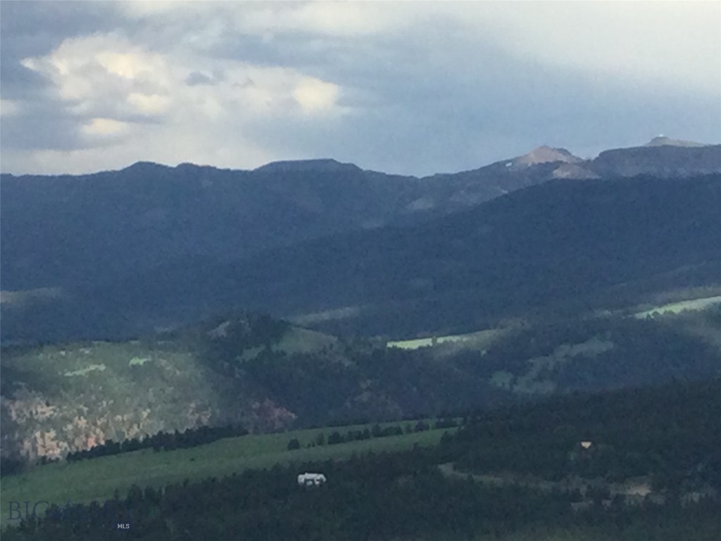 TBD Charlie Russell Loop Road