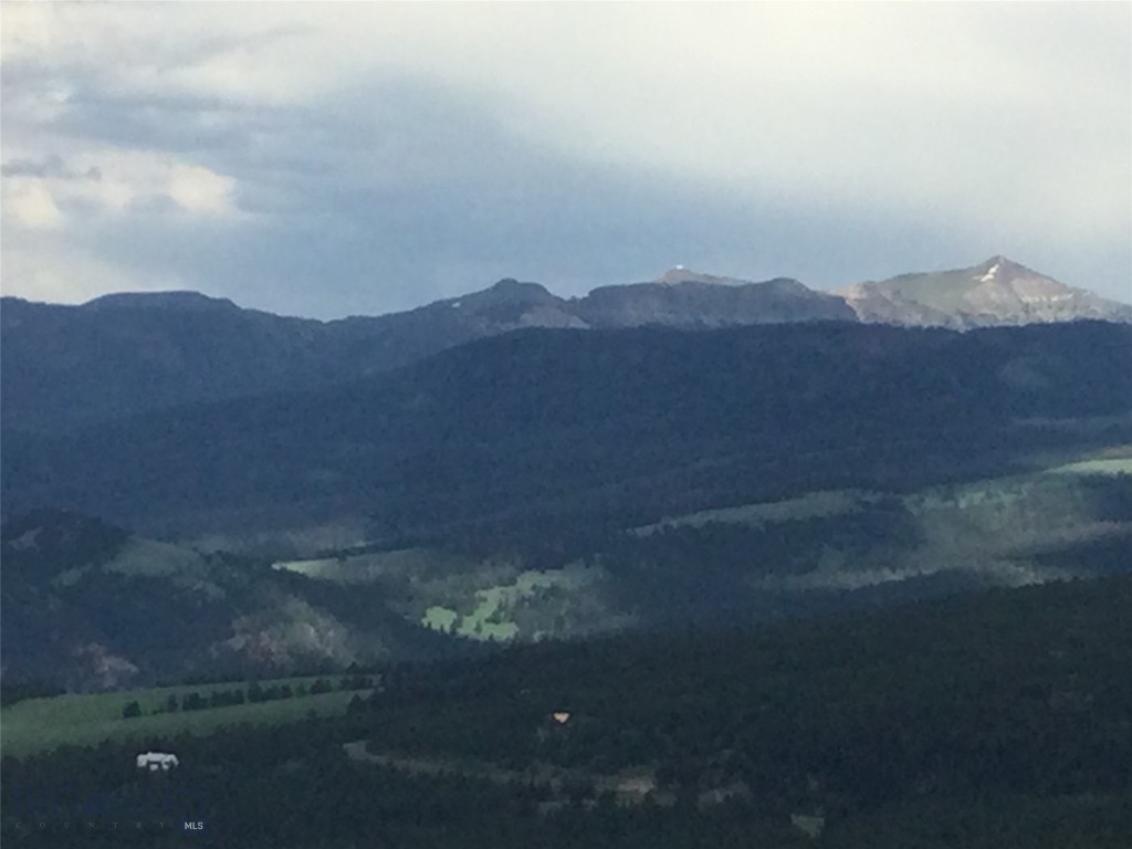 TBD Charlie Russell Loop Road